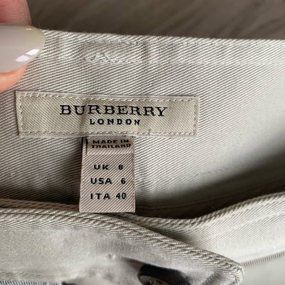 Burberry shorts - Picture 3 of 5